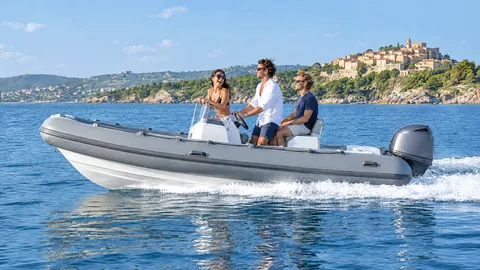 RIB und Festrumpfschlauchboot versichern